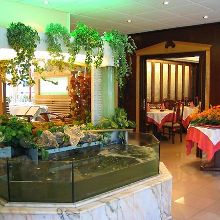 Hotel Isabel Isla Plana Restaurang bild